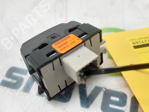 Switch DACIA SANDERO II TCe 90 (B8M1, B8MA, B8AC) | BP19258355I30 