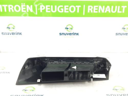 Air vent PEUGEOT 5008 II (MC_, MJ_, MR_, M4_) 1.2 THP (MRHNYH, MRHNYW, MRHNSJ, MRHNSU, MRHNSM) | BP27093211I21 