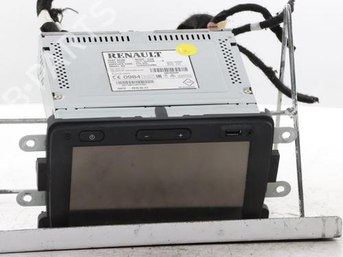 Used Radio Radio 37461797 37461797