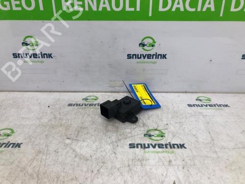 Used Electronic sensor Electronic sensor PEUGEOT 3008 II SUV (MC_, MR_, MJ_, M4_) 1.2 THP/ PureTech 130 (MRHNSM, MRHNSU, MRHNSJ, MRHNYW,... (131 hp) 40577918 40577918