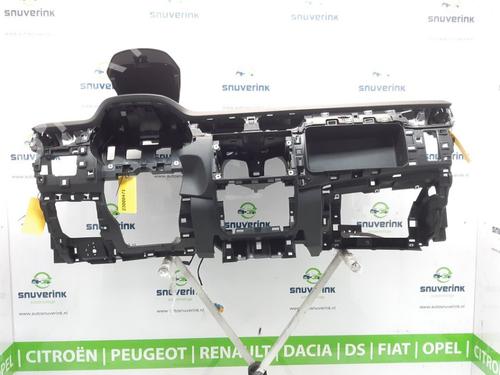 Used Dashboard RENAULT EXPRESS Box Body/MPV 1.5 Blue dCi 75 (F6AA) (75 hp) 16649135