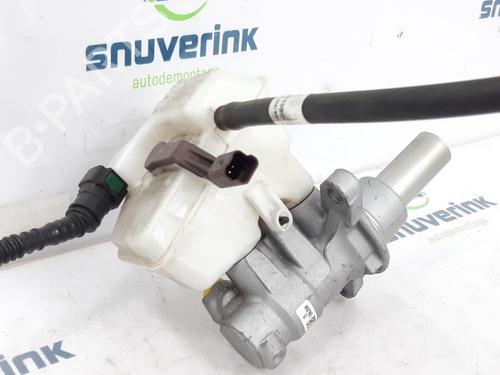 Brake master cylinder PEUGEOT 308 SW II (LC_, LJ_, LR_, LX_, L4_) 1.2 THP 110 | BP10806708M77 
