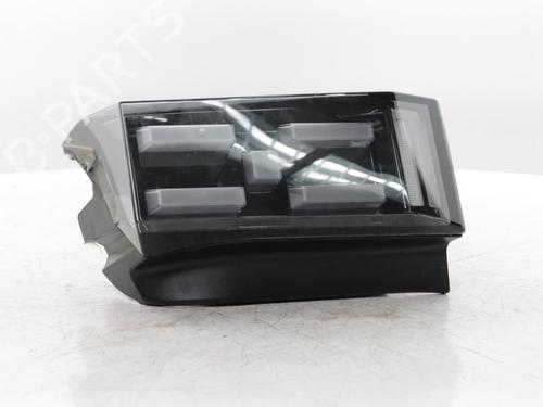 Farolim direito Farolim direito FIAT GRANDE PANDA (328) 1.2 Mild Hybrid (325) (110 hp) 33874534 33874534