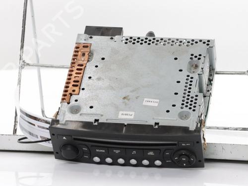 Used Radio Radio 38111439 38111439