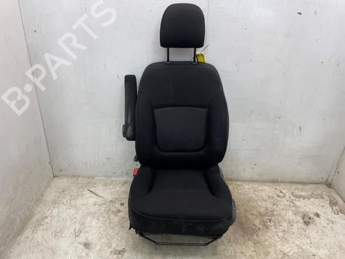 Used Left front seat Left front seat RENAULT TRAFIC III Van (FG_) 1.6 dCi 90 (FGME) (90 hp) 40586174 40586174