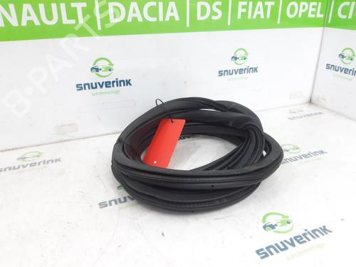 Rubber door seal CITROËN C4 III (BA_, BB_, BC_) 1.2 PureTech 130 (BAHNSA, BAHNSB) | BP23123658C142 