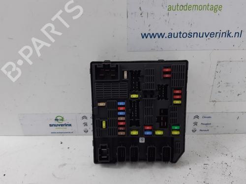 Used Fuse box RENAULT SCÉNIC III (JZ0/1_) 1.6 16V (JZ0U, JZ1B) (110 hp) 10794990