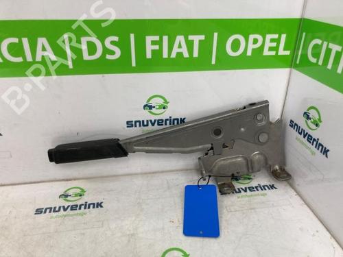 Used Hand brake Hand brake PEUGEOT EXPERT Van (V_) 2.0 BlueHDi 150 (150 hp) 40581861 40581861