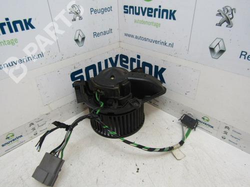Used Heater blower motor Heater blower motor RENAULT MASTER II Bus (JD) 2.5 D (80 hp) 10790336 10790336