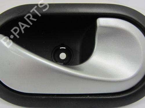 exterior-door-handle-renault-twingo-ii-cn0_-12-16v-cn04-cn0b-8200028486-5005500006-2007-10782946 main image