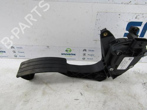 Pedal RENAULT TWINGO III (BCM_, BCA_) 1.0 SCe 70 (71 hp) 10795280