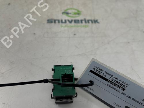 Switch PEUGEOT 2008 II (UD_, US_, UY_, UJ_, UR_, UC_) 1.2 PureTech 130 (USHNS, URHNS) | BP26279871I30 