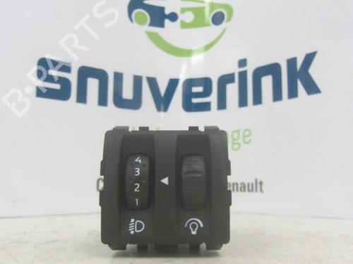 Used Switch RENAULT MEGANE III Hatchback (BZ0/1_, B3_) 1.6 16V (BZ1B, BZ1H) (110 hp) 10787138