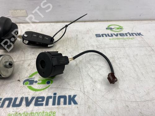 Ignition barrel PEUGEOT 208 I (CA_, CC_) 1.2 VTI 82 | BP18247424M48 