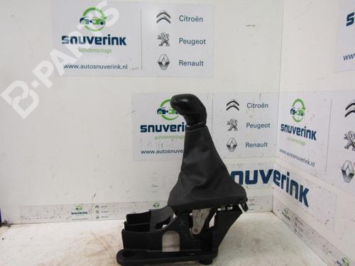 Used Manual gearbox selector Manual gearbox selector CITROËN C3 / C3 ORIGIN III (SX) 1.6 BlueHDi 100 (99 hp) 10792154 10792154