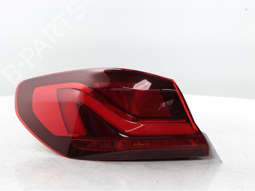 left-taillight-bmw-1-f40-2019-33697290 main image