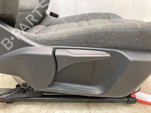 Right front seat CITROËN C4 III (BA_, BB_, BC_) ë-C4 (BCZKXC, BZCKSC) | BP31627842C16