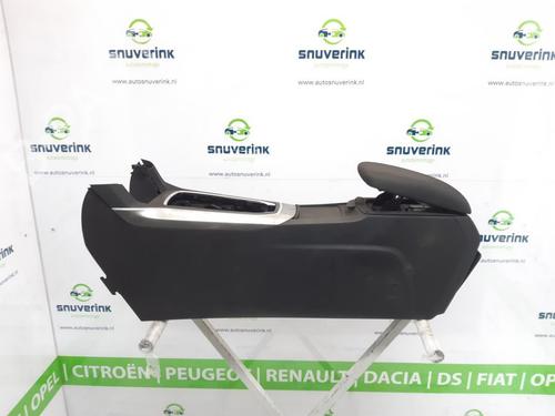 Used Middle console Middle console 17763876 17763876
