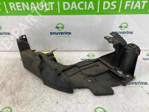 Used Front bumper bracket Front bumper bracket RENAULT MEGANE III Grandtour (KZ0/1) 1.5 dCi (KZ0C, KZ1A) (90 hp) 40582450 40582450