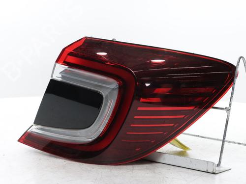 right-taillight-renault-captur-ii-hf_-2020-37798577 main image