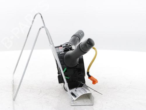 Steering column stalk TOYOTA YARIS (_P13_) 1.5 Hybrid (NHP130_, NHP130) | BP31261390I23 