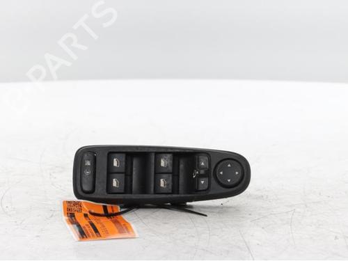 switch-citroen-c4-picasso-i-mpv-ud_-2006-2007-2008-2009-2010-2011-2012-2013-2014-2015-34566399 main image