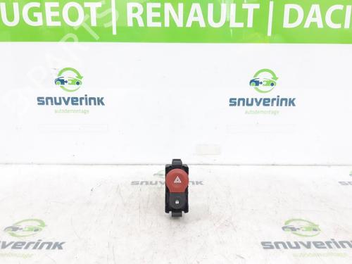 Used Warning switch RENAULT KANGOO / GRAND KANGOO II (KW0/1_) 1.6 16V (KW03, KW09, KW0D, KW0U, KW0W, KW13) (106 hp) 15210402