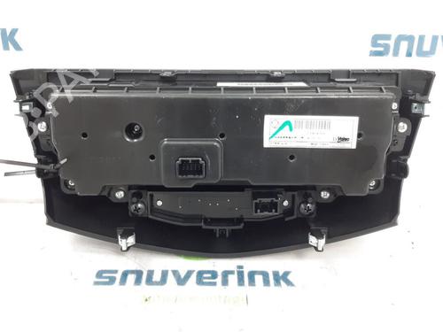 AC Styreenhet / Manøvreringsenhet NISSAN QASHQAI II (J11, J11_) 1.2 DIG-T | BP17048652I5