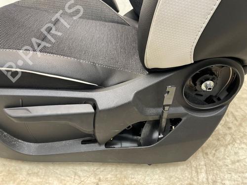 Left front seat RENAULT CAPTUR II (HF_) TCe 160 (HFN1) | BP33696827C15 - Image 3