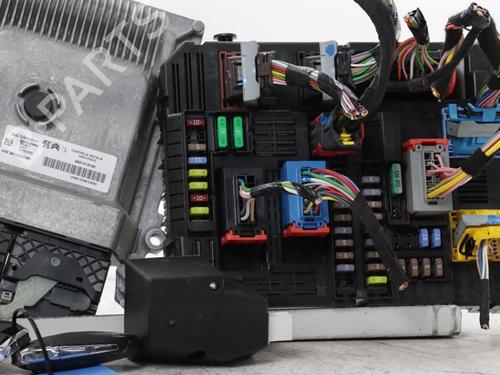 Used Engine control unit (ECU) Engine control unit (ECU) PEUGEOT 2008 II (UD_, US_, UY_, UJ_, UR_, UC_) 1.2 PureTech 130 (USHNS, URHNS) (130 hp) 34423338 34423338