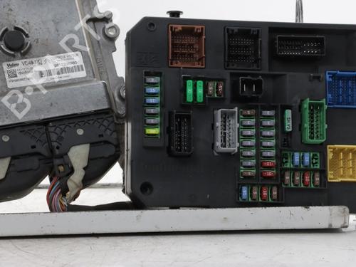 Used Engine control unit (ECU) Engine control unit (ECU) PEUGEOT 308 SW II (LC_, LJ_, LR_, LX_, L4_) 1.2 THP 130 (131 hp) 39507954 39507954
