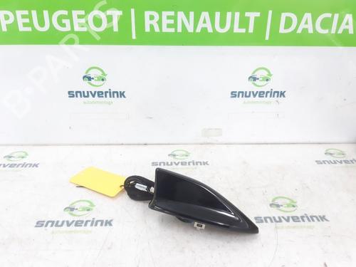 Used Antenna/Base RENAULT AUSTRAL E-TECH 200 Hybrid (HGM2) (199 hp) 24841142