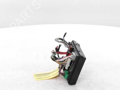 Fuse box RENAULT CLIO V (B7_) 1.0 TCe 100 (B7MT) | BP29640866E1