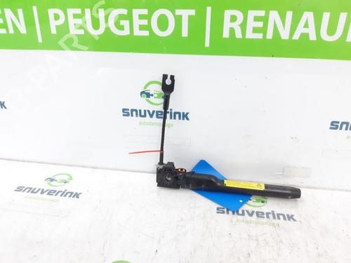 Used Seat buckle PEUGEOT 5008 (0U_, 0E_) 1.6 HDi (112 hp) 23123073