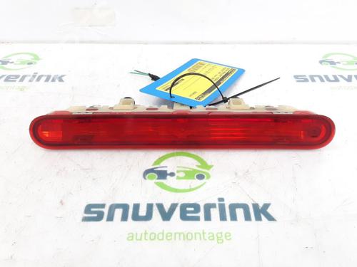 Used Third brake light Third brake light 18869553 18869553
