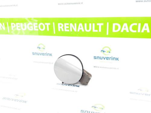 Używane Klapa wlewu paliwa PEUGEOT 308 SW II (LC_, LJ_, LR_, LX_, L4_) 1.6 BlueHDi 120 (120 hp) 10805261