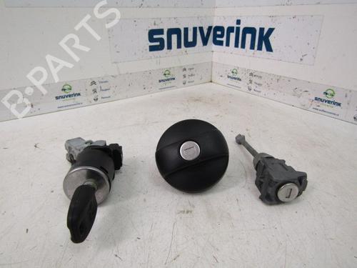 Used Ignition barrel PEUGEOT 208 I (CA_, CC_) 1.4 HDi (68 hp) 13323237
