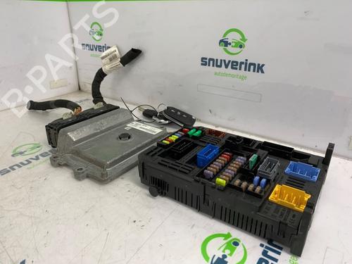 Used Engine control unit (ECU) Engine control unit (ECU) 25980280 25980280