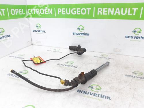 Used Clutch slave cylinder Clutch slave cylinder 21194670 21194670
