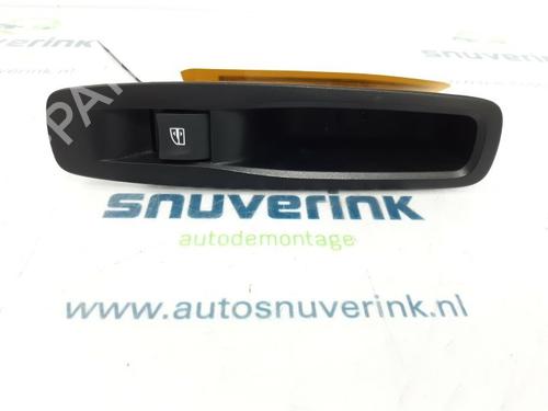 Used Switch RENAULT MEGANE IV Hatchback (B9A/M/N_) 1.5 dCi 110 (B9A3) (110 hp) 10802409
