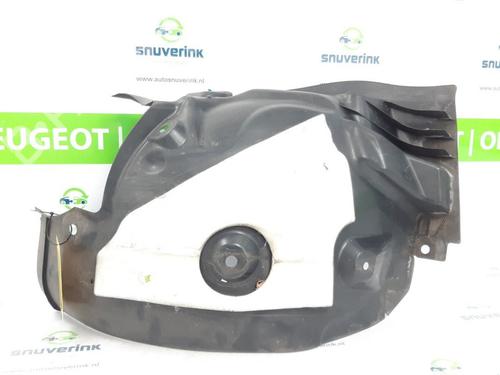 Used Wheel arch RENAULT MEGANE III Grandtour (KZ0/1) 1.5 dCi (KZ09, KZ0D, KZ1G, KZ29, KZ14, KZ1W, KZ10, KZ1F,... (110 hp) 16408926