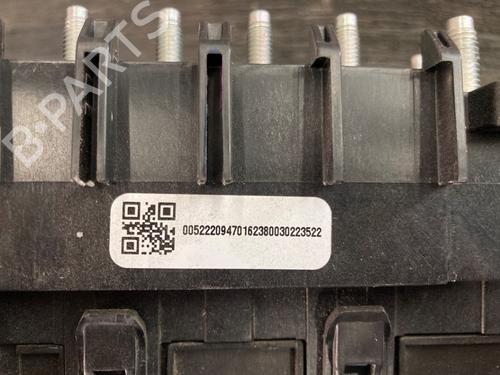Used Fuse box Fuse box JEEP COMPASS (MP, M6, MV, M7) 1.3 Hybrid 4x4 (240 hp) 40048705 40048705