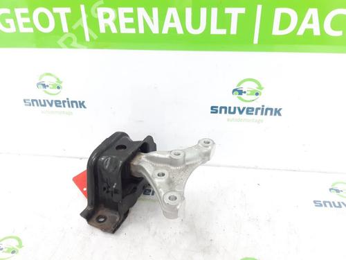 Used Engine mount Engine mount 15795600 15795600