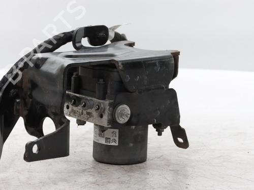 Used ABS pump ABS pump CITROËN C3 III (SX) 1.2 VTi 82 (82 hp) 34564243 34564243