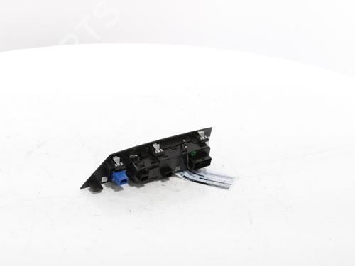 Switch PEUGEOT 3008 III (KA_, KB_, KC_) e-210 (KCZKZX) | BP29241327I30 