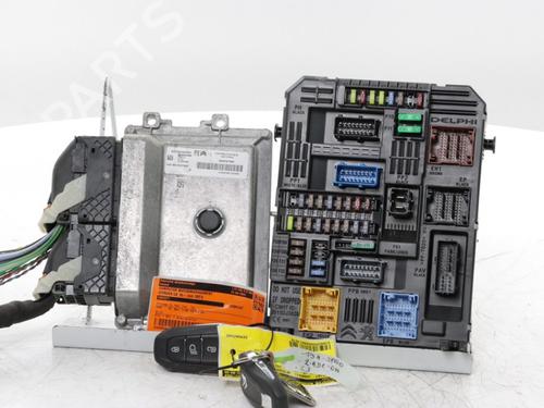 Used Engine control unit (ECU) CITROËN C3 III (SX) 1.2 PureTech 82 (83 hp) 30186234