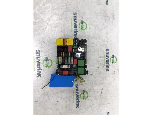 Fuse box PEUGEOT 2008 I (CU_) 1.2 THP 110 / PureTech 110 | BP40578644E1 - Image 2