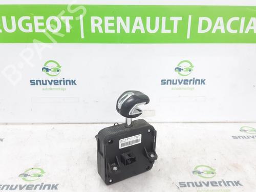 Used Shift knob Shift knob 24166413 24166413