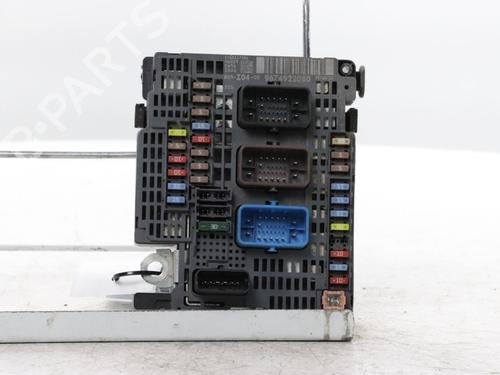 Used Fuse box Fuse box 34566997 34566997