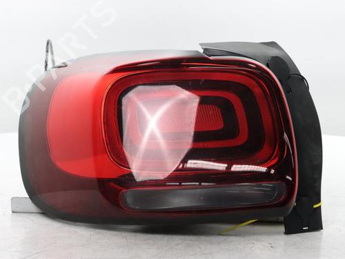 Venstre baglygte Venstre baglygte CITROËN C3 AIRCROSS II (2R_, 2C_) 1.2 PureTech 110 (2RHNZB, 2RHNZW, 2RHNPX, 2RHNPJ) (110 hp) 34563929 34563929
